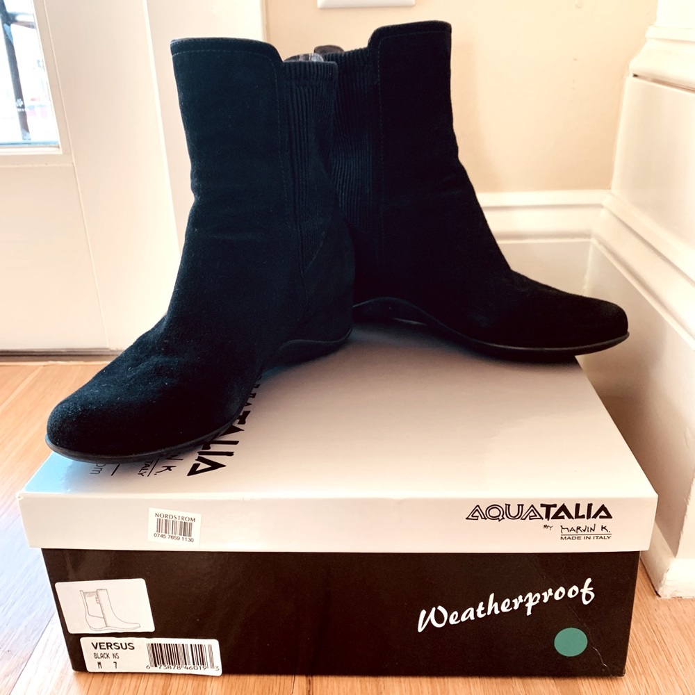 Aquatalia Women’s Versus Suede Boot - S 7